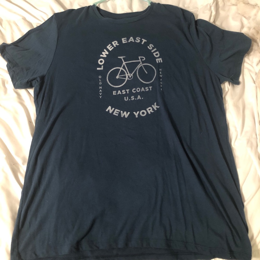 tee shirt